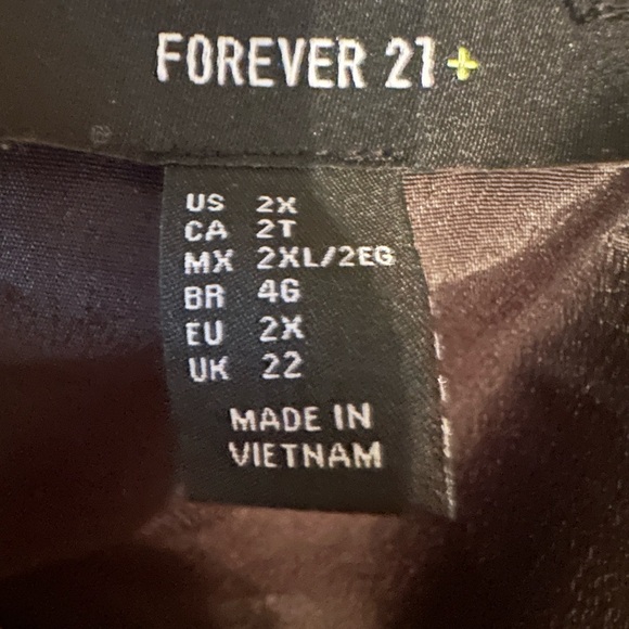 Plus Size 2X Forever21 button down mini skirt - Picture 6 of 7